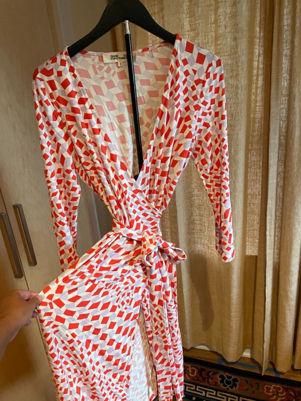 Classic DVF Wrap Dress - Picture 5 of 13